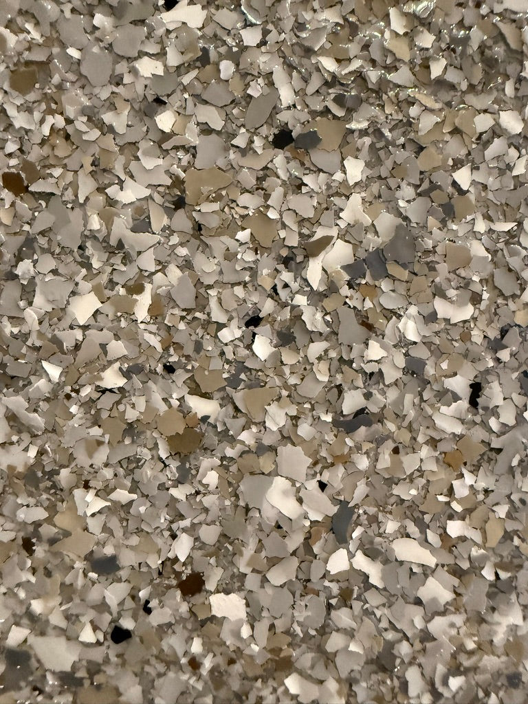 Obispo Vinyl Flakes – 3/16” (40 Pounds)